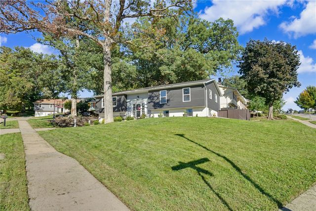 254 NE Brentwood Circle, Cedar Rapids, IA 52402