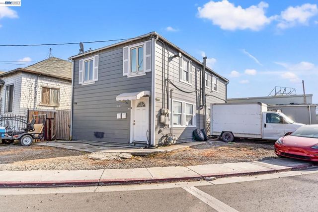 812 Lisbon Ave, Oakland, CA 94601
