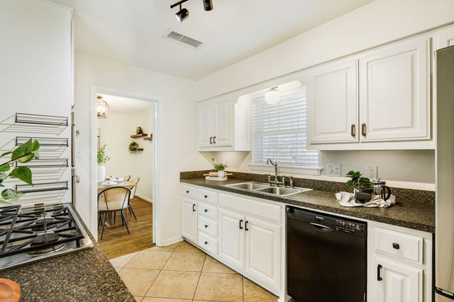 700 Ridgedale Drive, Richardson, TX 75080