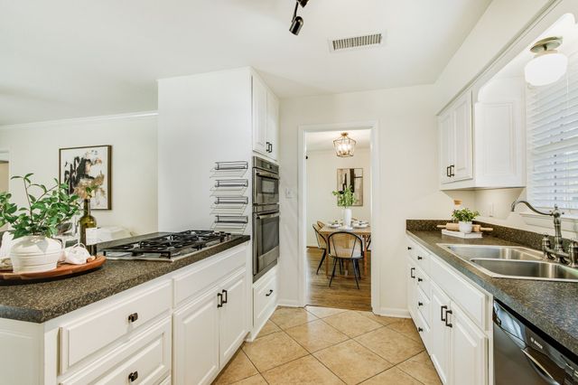 700 Ridgedale Drive, Richardson, TX 75080