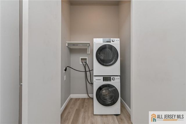 271 Millburn Avenue 2D, Millburn, NJ 07041