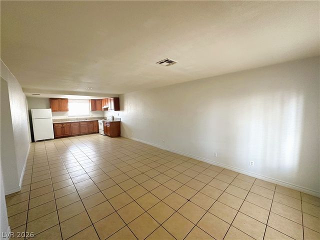 4744 Sand Creek Avenue C, Las Vegas, NV 89103