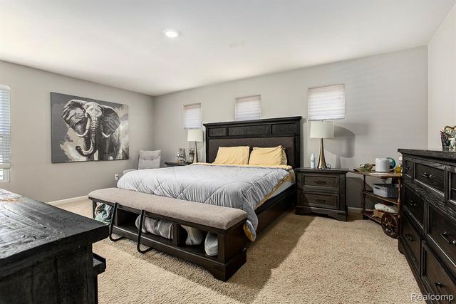 10395 Scarlet Oak Drive, Ypsilanti, MI 48198