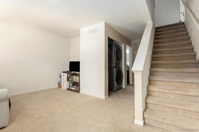 10395 Scarlet Oak Drive, Ypsilanti, MI 48198