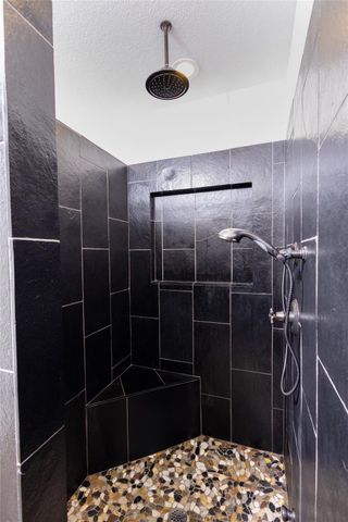 5330 Indian Trail Lane, Brenham, TX 77833