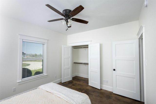 5330 Indian Trail Lane, Brenham, TX 77833