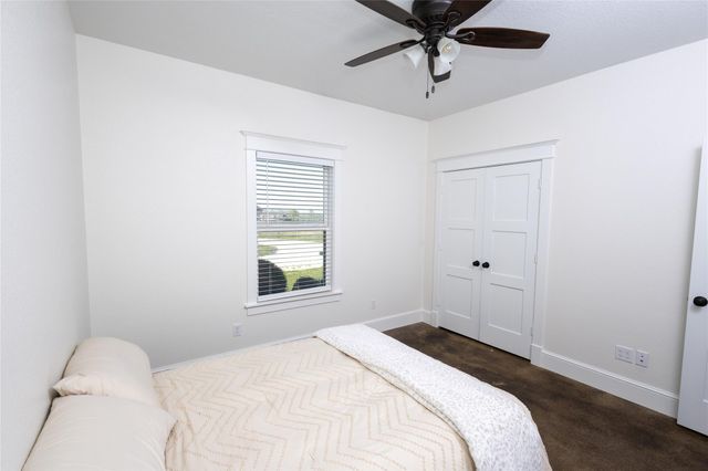 5330 Indian Trail Lane, Brenham, TX 77833