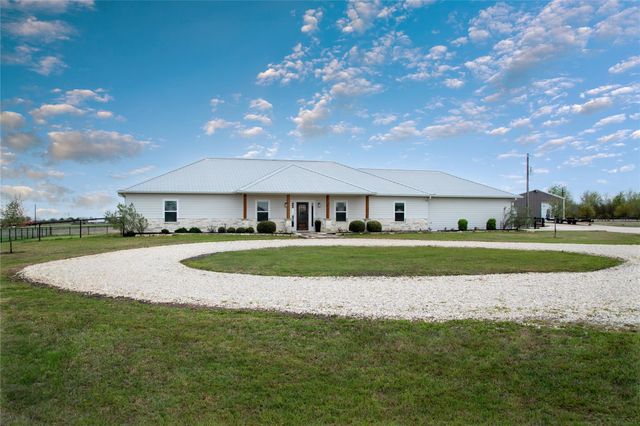 5330 Indian Trail Lane, Brenham, TX 77833