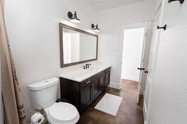 5330 Indian Trail Lane, Brenham, TX 77833