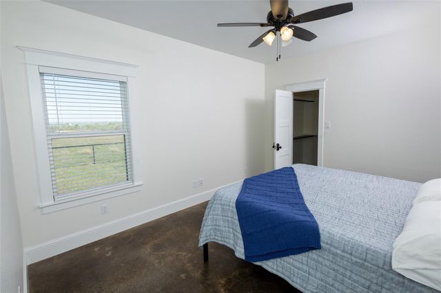 5330 Indian Trail Lane, Brenham, TX 77833