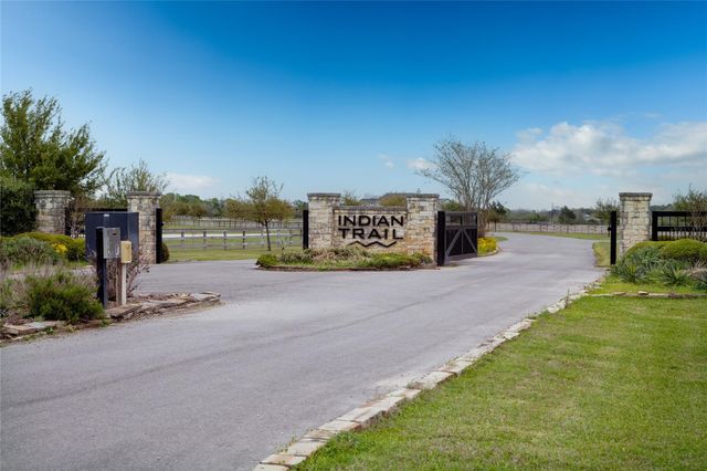 5330 Indian Trail Lane, Brenham, TX 77833