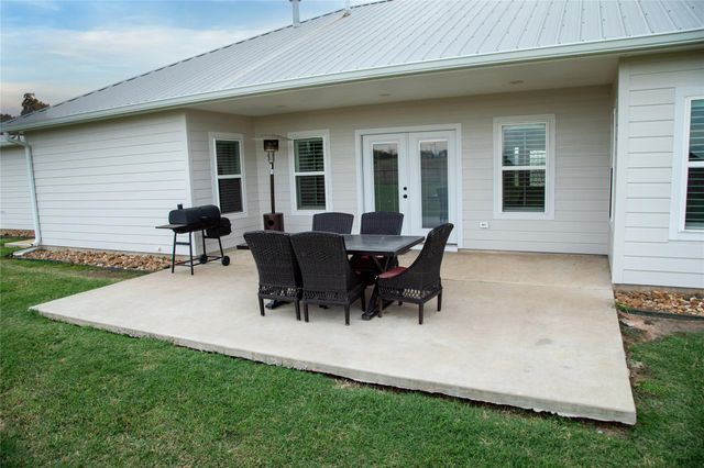 5330 Indian Trail Lane, Brenham, TX 77833