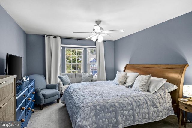 11 KETTLEBROOK DR, Mount Laurel, NJ 08054