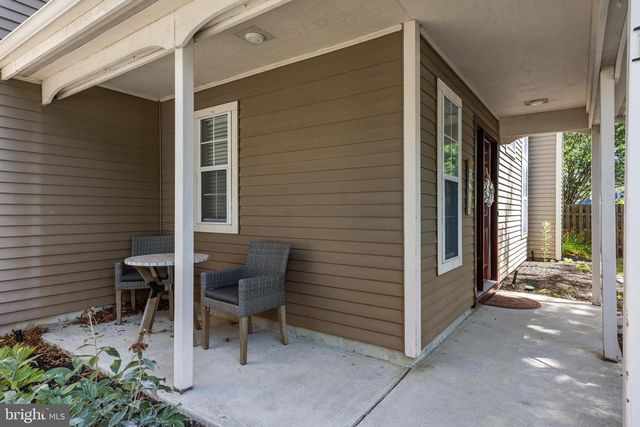 11 KETTLEBROOK DR, Mount Laurel, NJ 08054