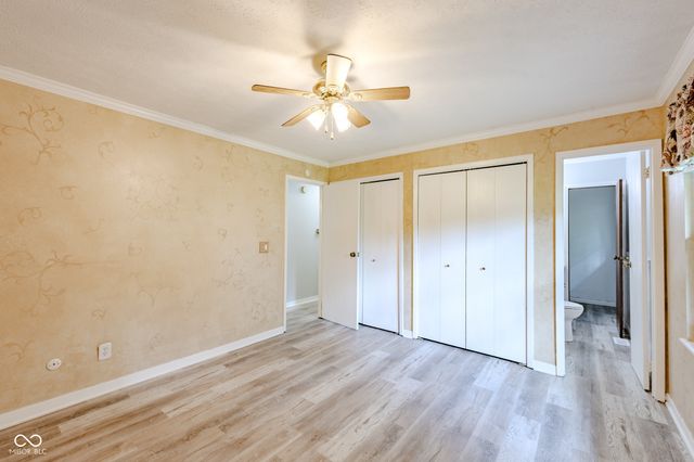 5722 Wheelhorse Drive, Indianapolis, IN 46221