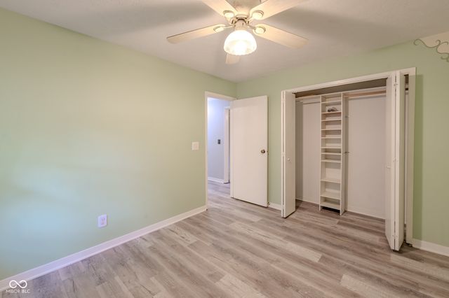 5722 Wheelhorse Drive, Indianapolis, IN 46221