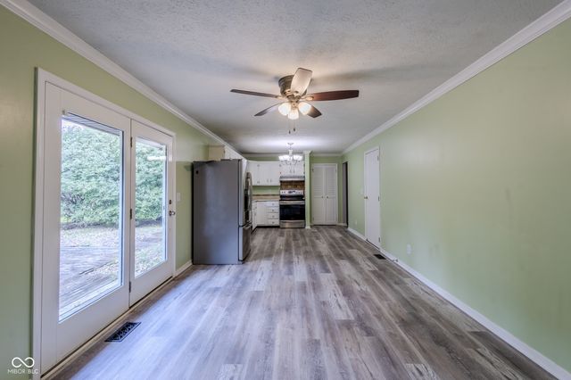 5722 Wheelhorse Drive, Indianapolis, IN 46221