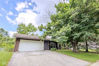 5722 Wheelhorse Drive, Indianapolis, IN 46221