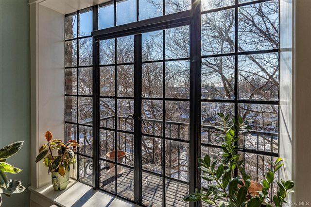 48 Sagamore Road 23, Bronxville, NY 10708