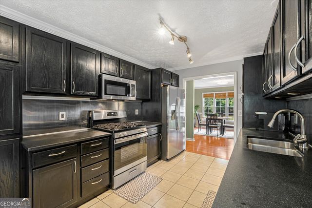 200 Brookhaven Place, Canton, GA 30114
