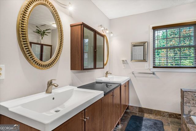 200 Brookhaven Place, Canton, GA 30114