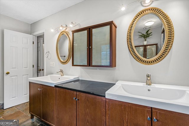 200 Brookhaven Place, Canton, GA 30114