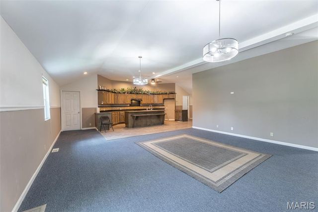 2727 Barron Road, Poplar Bluff, MO 63901