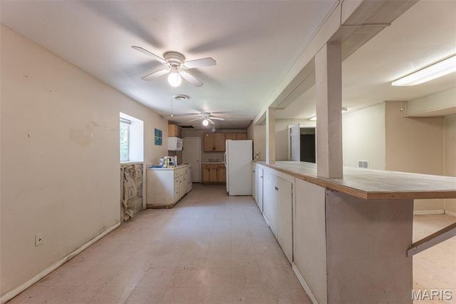 2727 Barron Road, Poplar Bluff, MO 63901