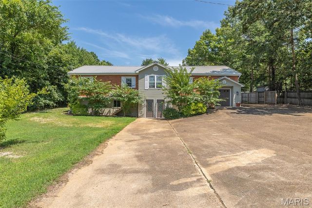 2727 Barron Road, Poplar Bluff, MO 63901
