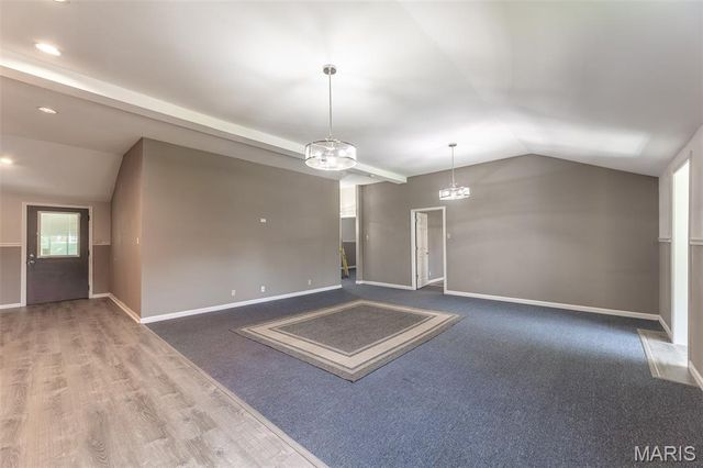 2727 Barron Road, Poplar Bluff, MO 63901