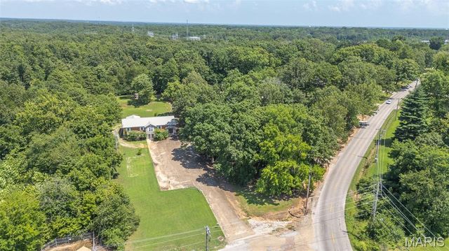 2727 Barron Road, Poplar Bluff, MO 63901