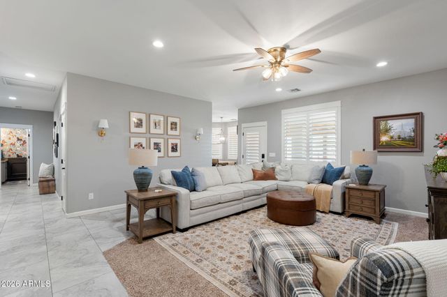 5250 E ROLLING RIDGE Road, San Tan Valley, AZ 85140
