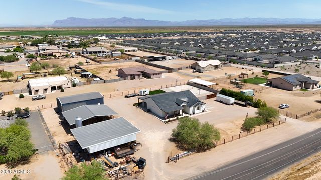 5250 E ROLLING RIDGE Road, San Tan Valley, AZ 85140