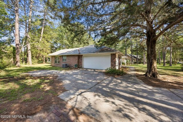 17240 HOLMES MILL Avenue, Jacksonville, FL 32226
