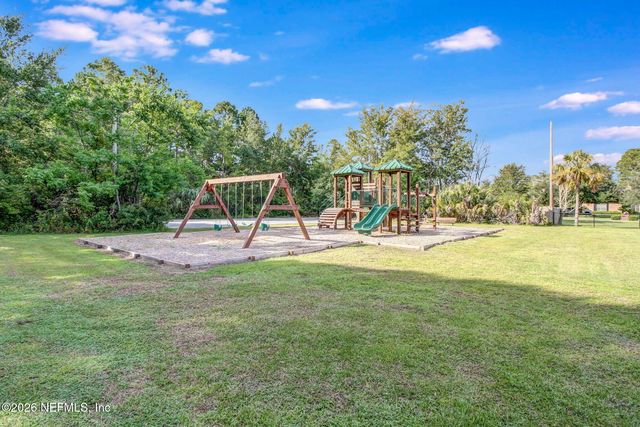 17240 HOLMES MILL Avenue, Jacksonville, FL 32226