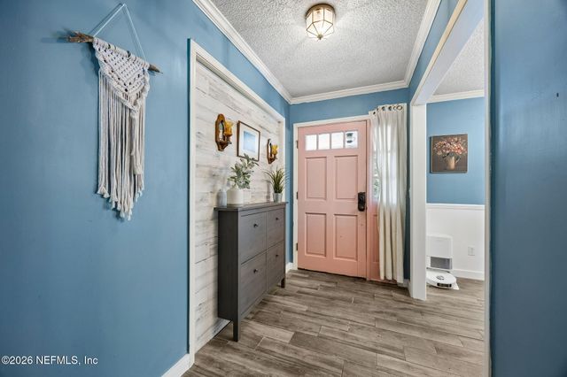17240 HOLMES MILL Avenue, Jacksonville, FL 32226