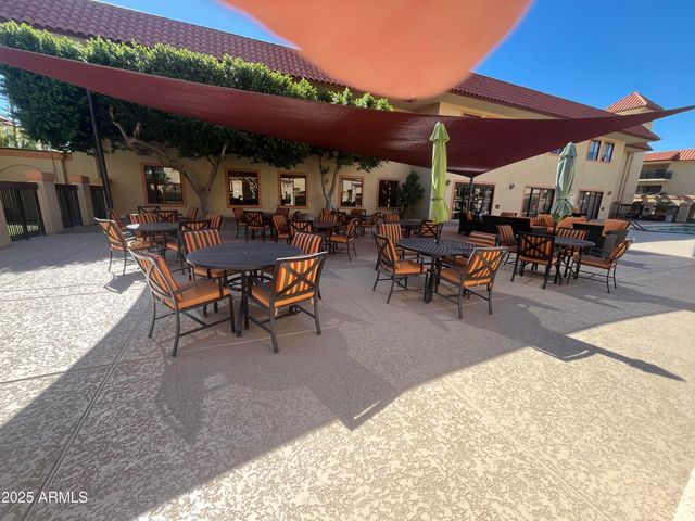 10330 W Thunderbird Boulevard C102, Sun City, AZ 85351