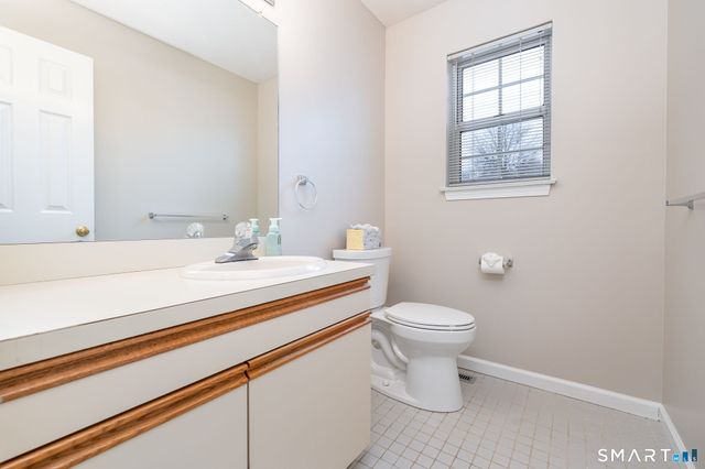 4 Fairmount Lane 4, Granby, CT 06035