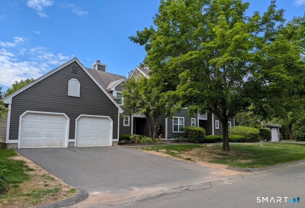 4 Fairmount Lane 4, Granby, CT 06035
