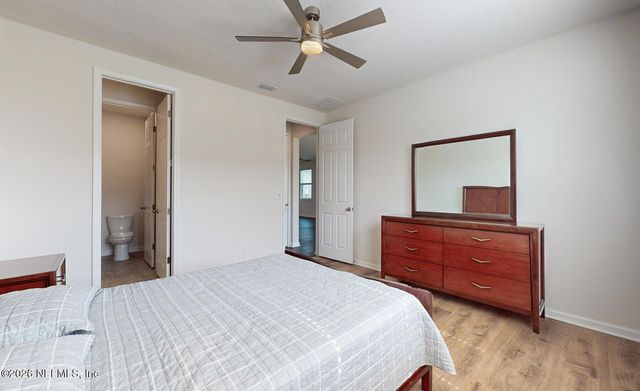 2077 AMBERLY Drive, Middleburg, FL 32068