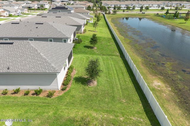 2077 AMBERLY Drive, Middleburg, FL 32068