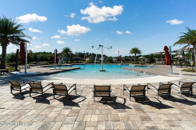 2077 AMBERLY Drive, Middleburg, FL 32068