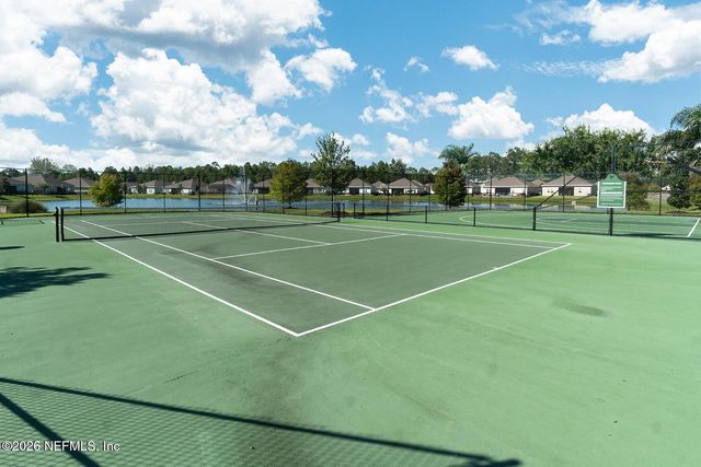 2077 AMBERLY Drive, Middleburg, FL 32068