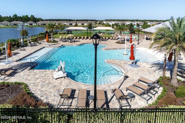 2077 AMBERLY Drive, Middleburg, FL 32068