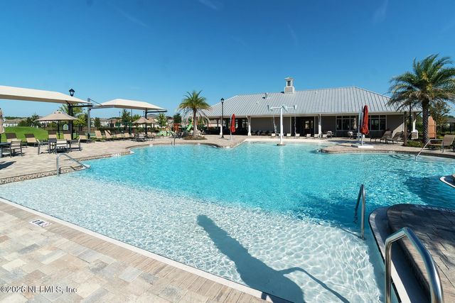 2077 AMBERLY Drive, Middleburg, FL 32068