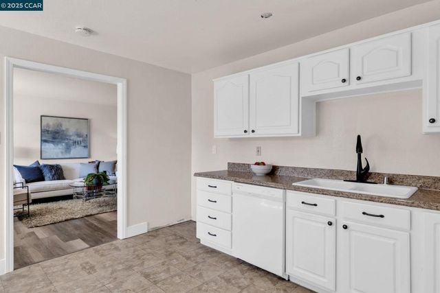 4141 Rita Dr, Martinez, CA 94553