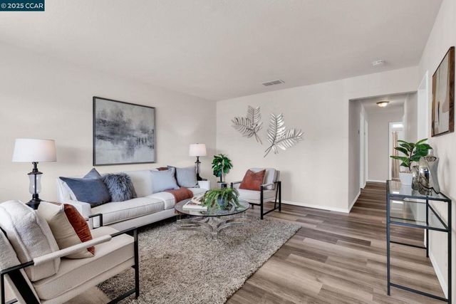 4141 Rita Dr, Martinez, CA 94553