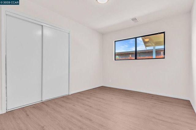 4141 Rita Dr, Martinez, CA 94553