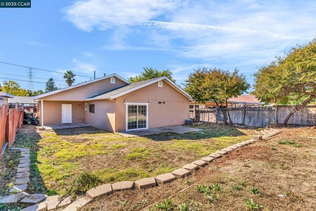 4141 Rita Dr, Martinez, CA 94553