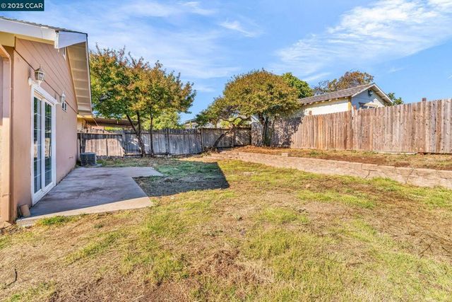 4141 Rita Dr, Martinez, CA 94553